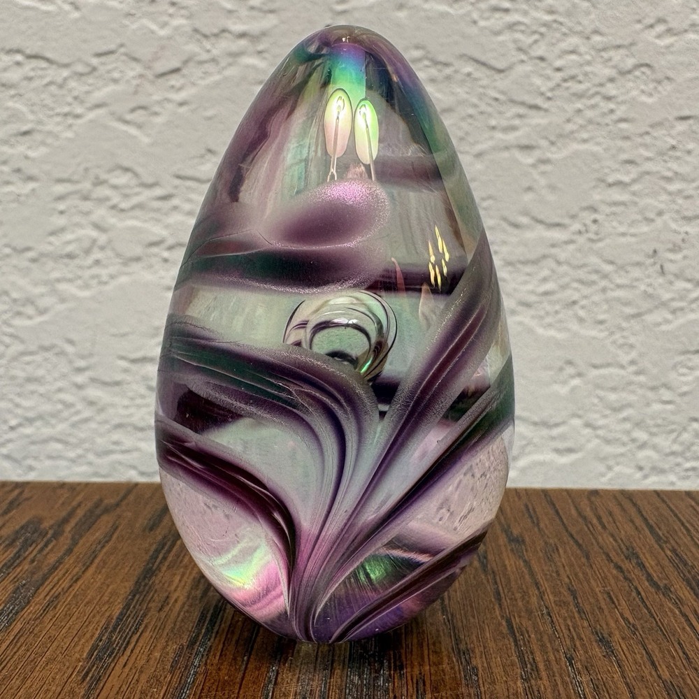 GES 01 GLASS EYE STUDIO Egg Paperweight Bubble Inclusion Iridescent Purple